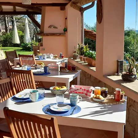 Mirto E Mare Bed & Breakfast 3*