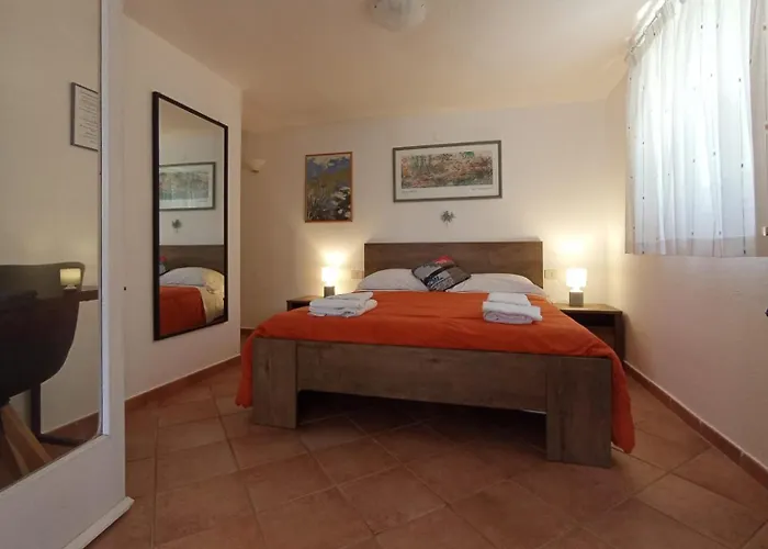 Bed & Breakfast Mirto E Mare 3*