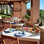 Mirto E Mare Bed & Breakfast 3*